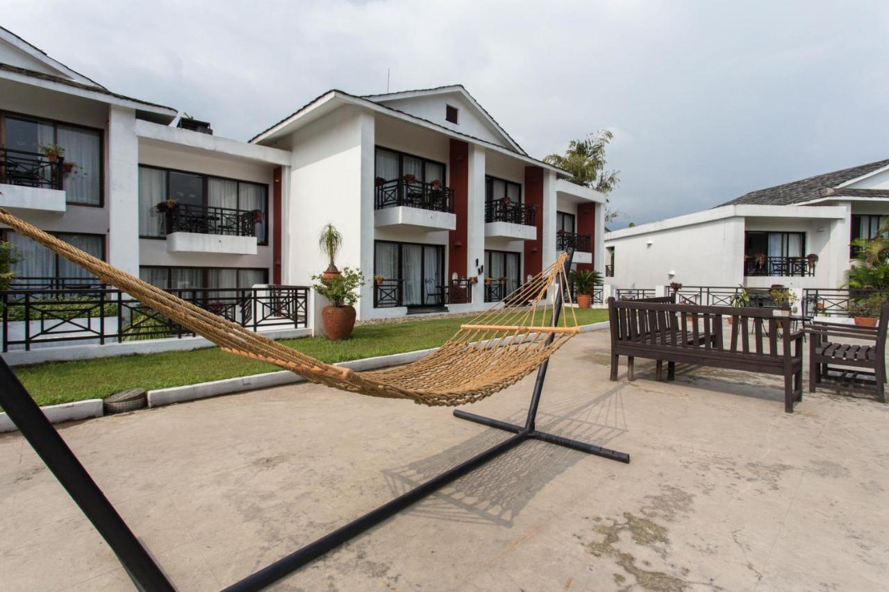 Shangri-La Village Resort, Pokhara Exterior photo