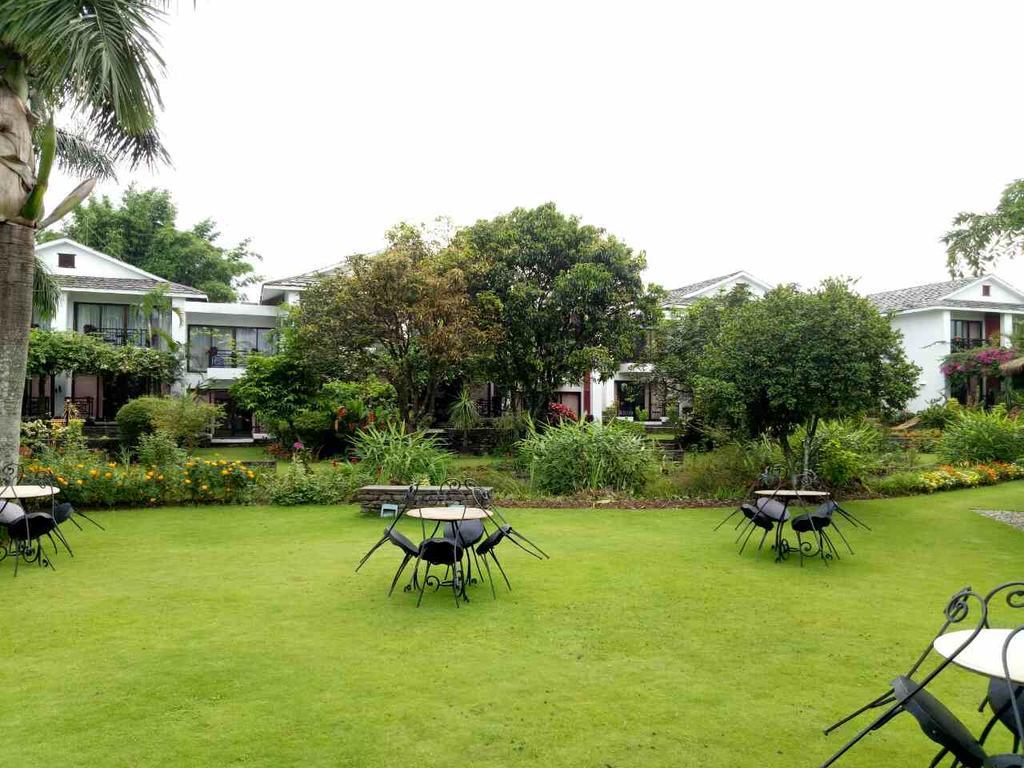 Shangri-La Village Resort, Pokhara Exterior photo